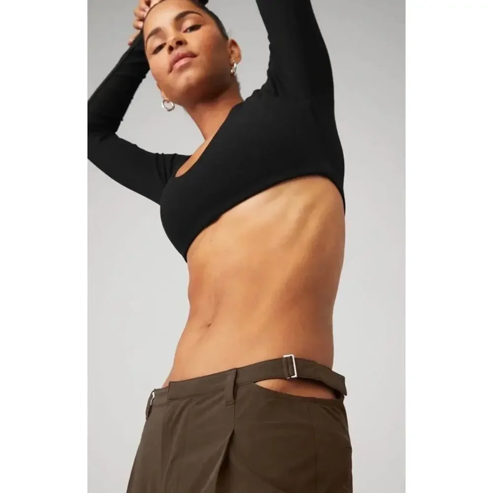Alo Mid-Rise Showdown Trouser in Espresso Size XS
